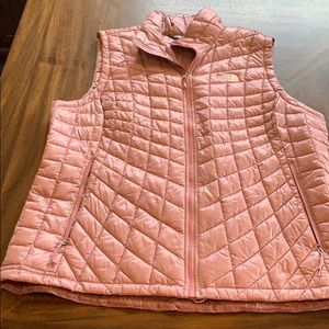 Women’s The North Face Vest size XL
